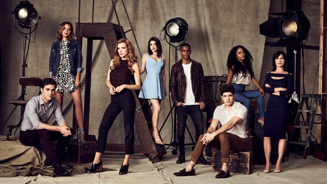 Famous in Love 1. Sezon 1. Bölüm izle