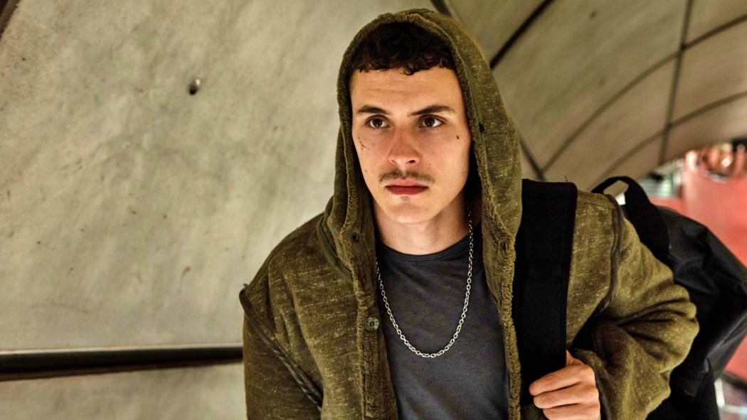 Sessizlik 1. Sezon 1. Bölüm izle